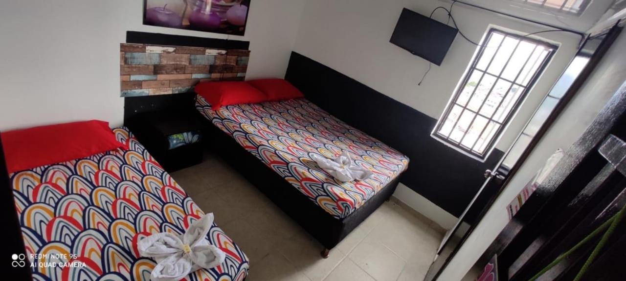 El Amanercer Parque Del Agua Residencia Muy Central Hotell Manizales Eksteriør bilde